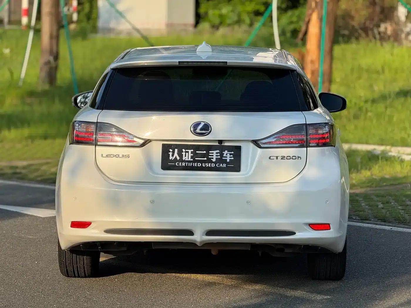 Lexus CT 2012 CT200h Elite Edition — миниатюра 5