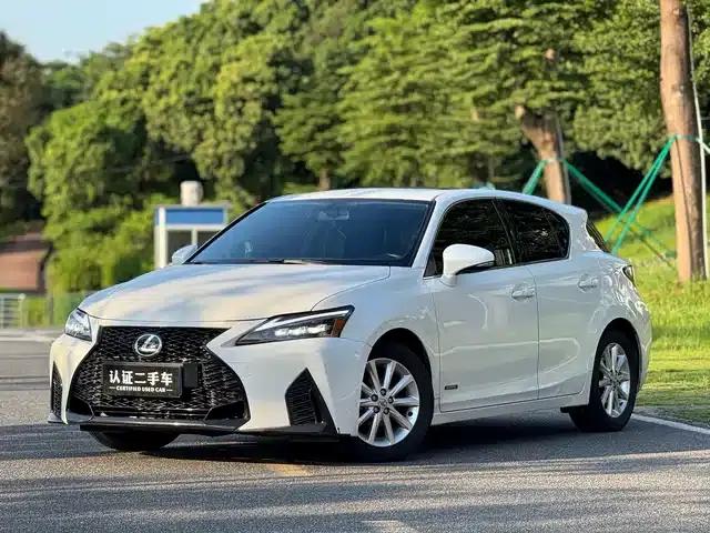 Lexus CT 2012 CT200h Elite Edition