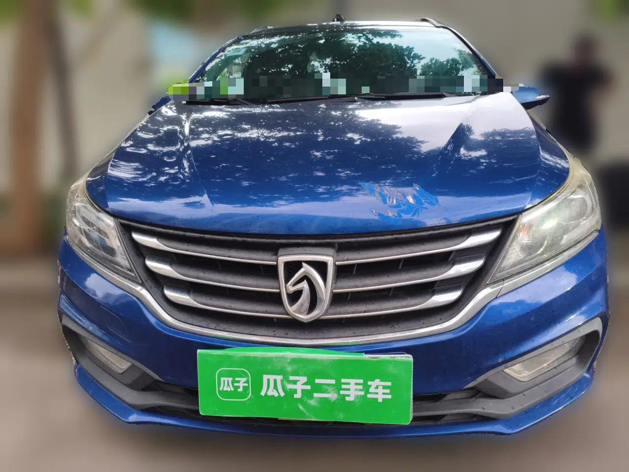 Baojun 310W 2017 1.5L Manual Fashion Model China V — миниатюра 2