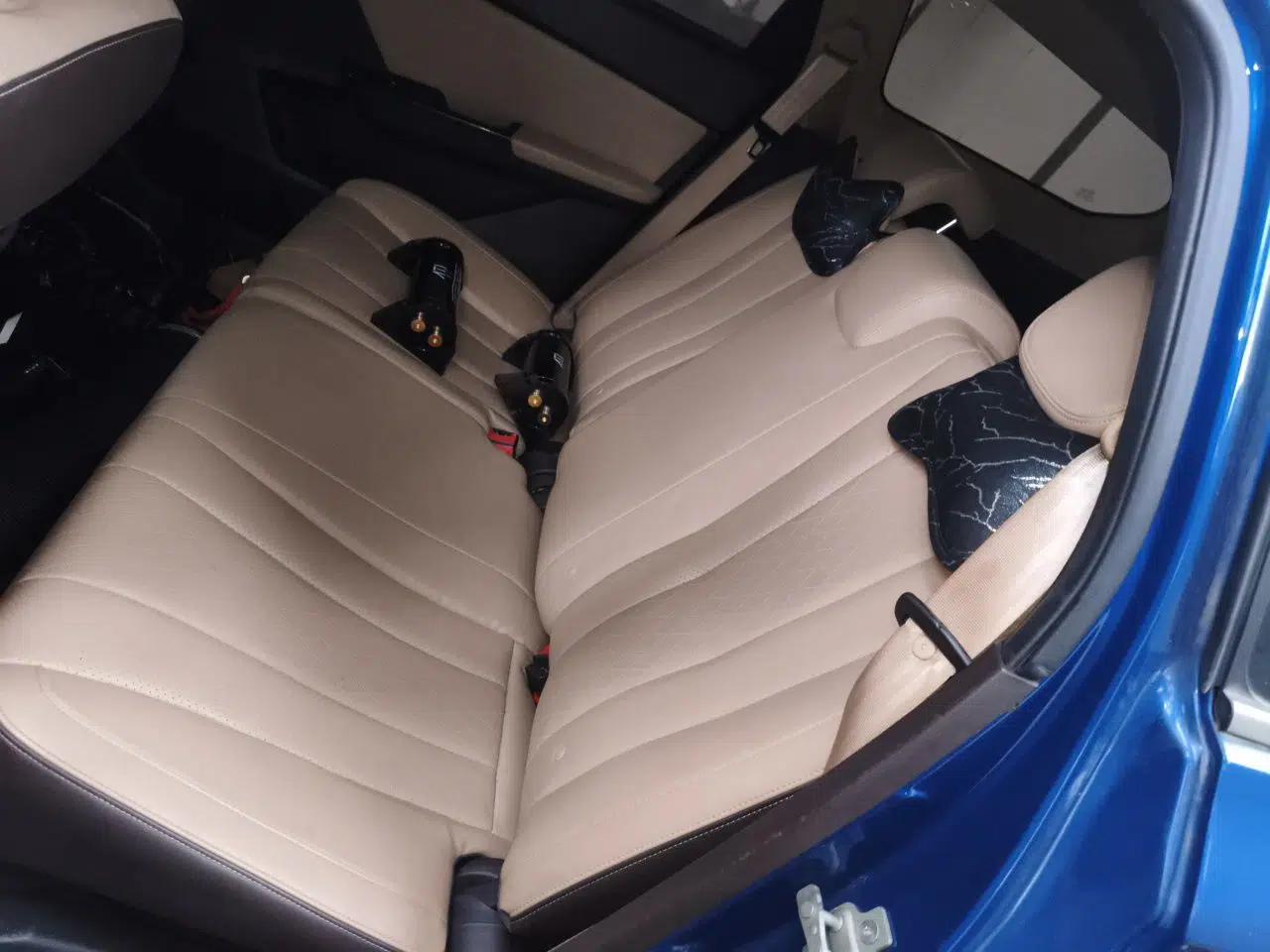 Baojun 310W 2017 1.5L Manual Fashion Model China V — миниатюра 17