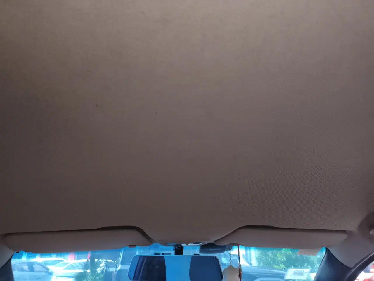 Baojun 310W 2017 1.5L Manual Fashion Model China V — миниатюра 18