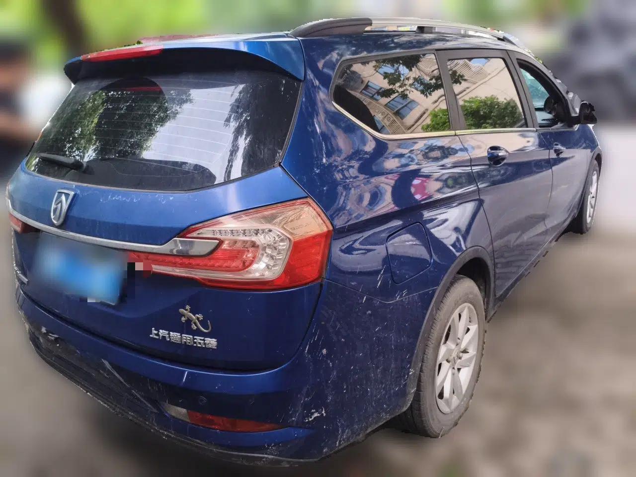 Baojun 310W 2017 1.5L Manual Fashion Model China V — миниатюра 6