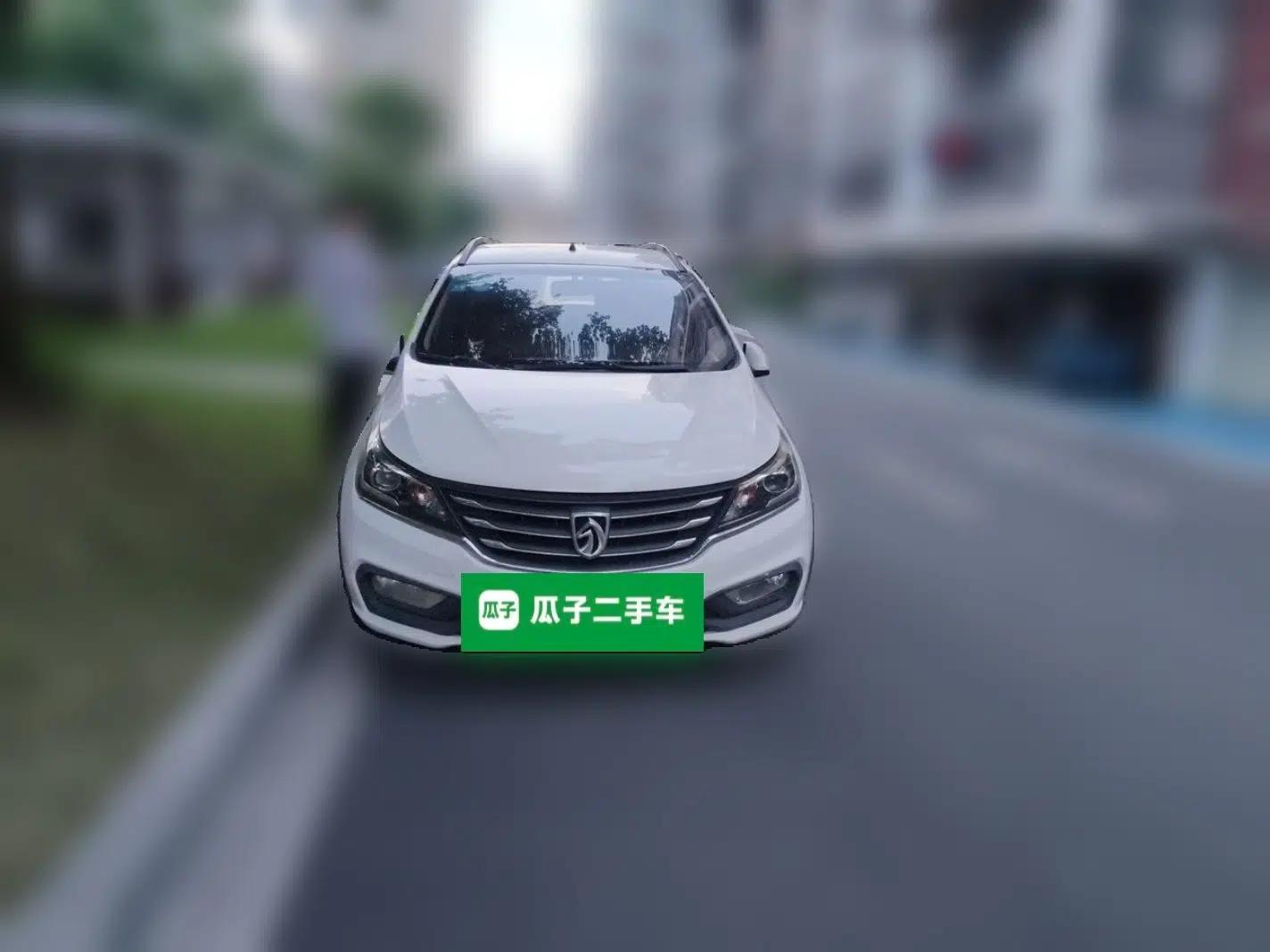 Baojun 310W 2017 1.5L Manual Comfort Version China V — миниатюра 2