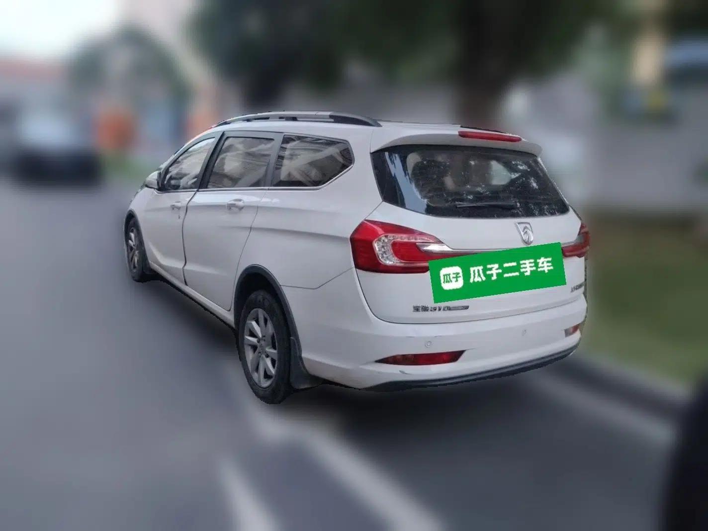 Baojun 310W 2017 1.5L Manual Comfort Version China V — миниатюра 4
