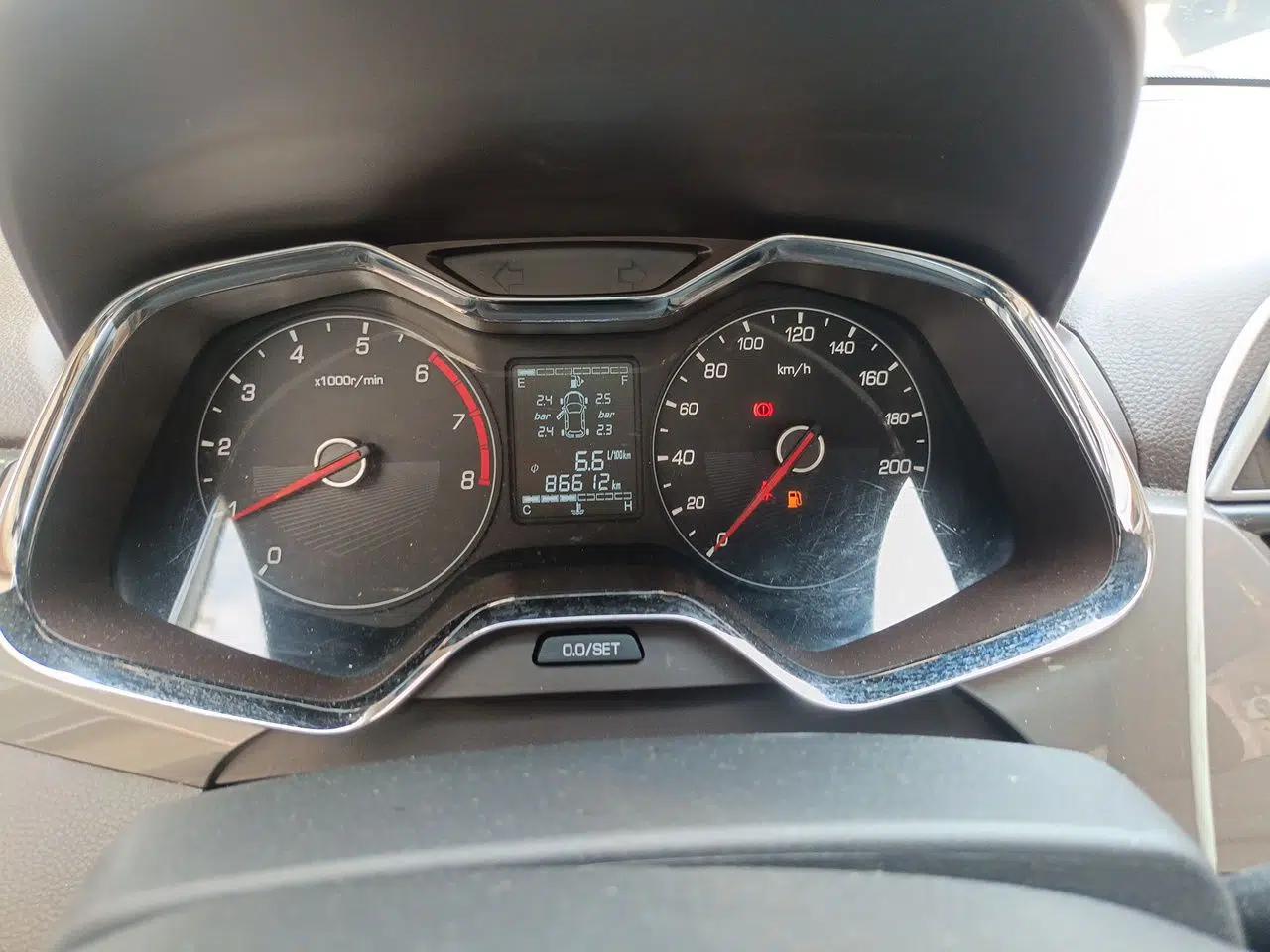 Baojun 310W 2017 1.5L Manual Fashion Edition China VI — миниатюра 11