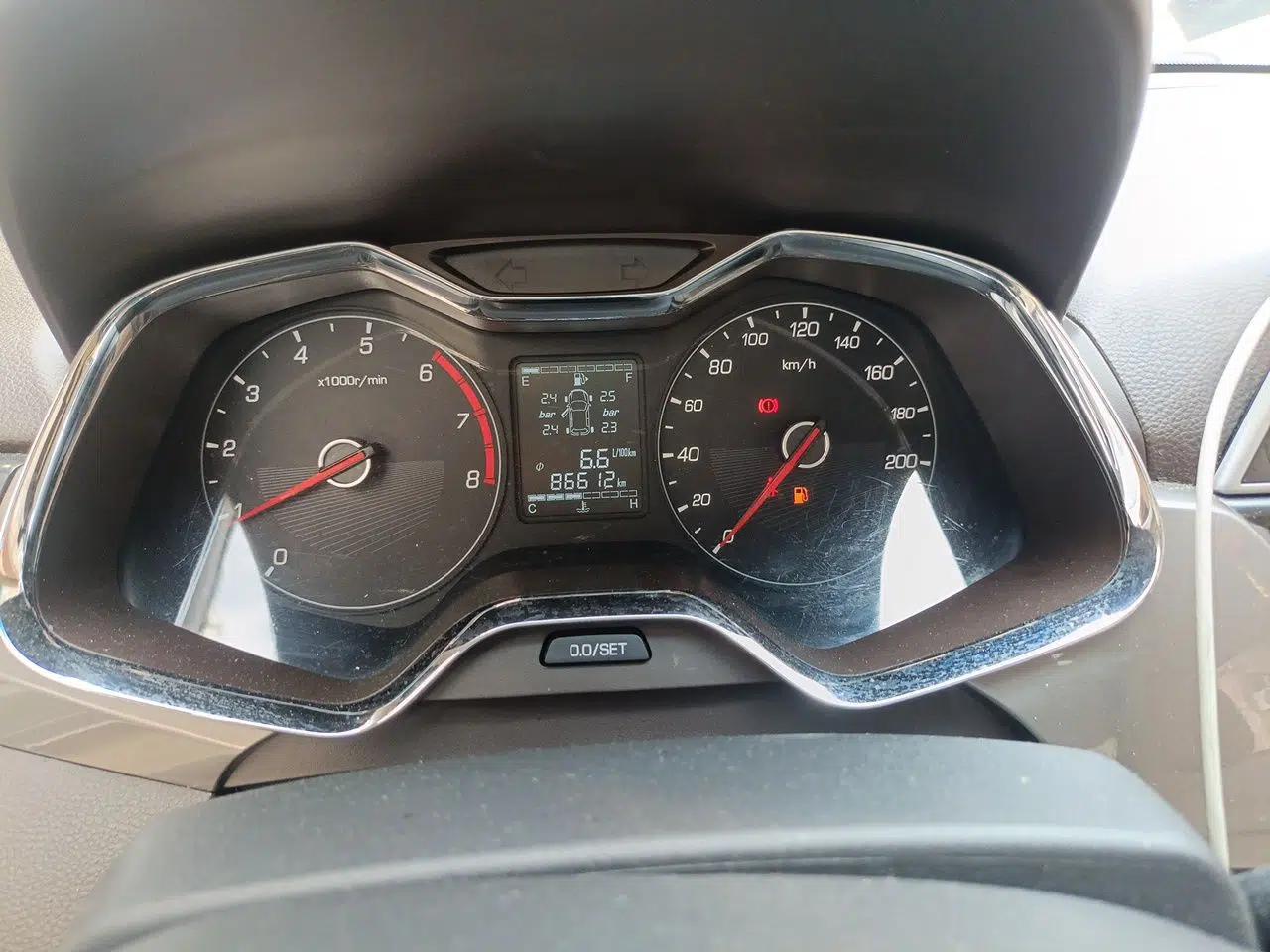 Baojun 310W 2017 1.5L Manual Fashion Edition China VI — миниатюра 12