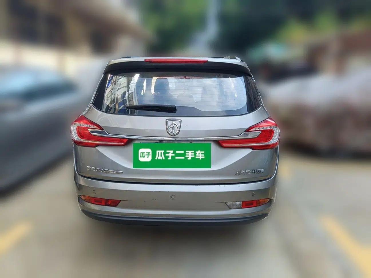 Baojun 310W 2017 1.5L Manual Fashion Edition China VI — миниатюра 5