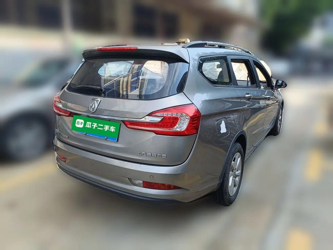 Baojun 310W 2017 1.5L Manual Fashion Edition China VI — миниатюра 6