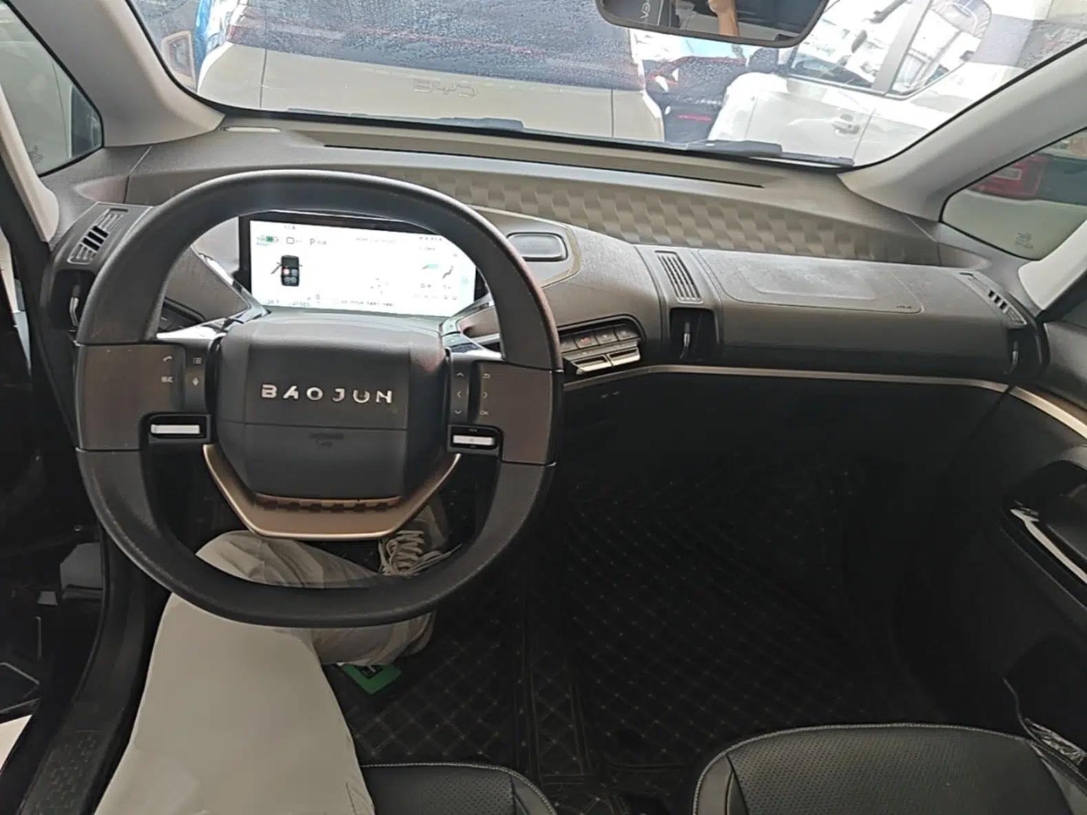 Baojun KiWi EV 2022 Artist Lite Edition Lithium Iron Phosphate — миниатюра 12