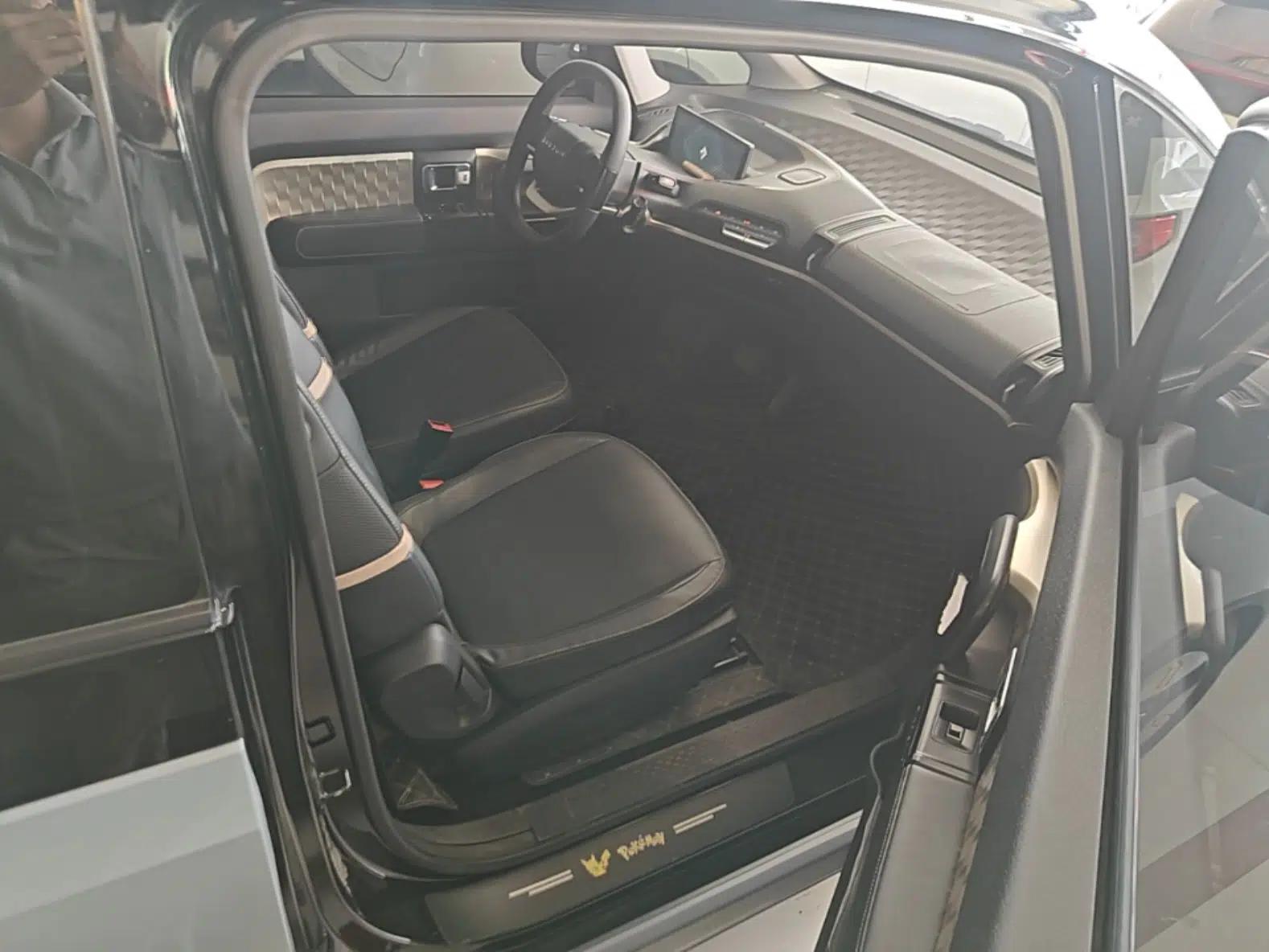 Baojun KiWi EV 2022 Artist Lite Edition Lithium Iron Phosphate — миниатюра 19