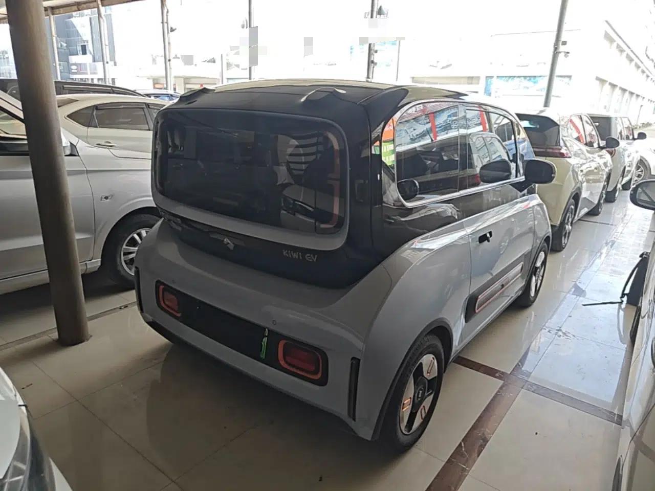Baojun KiWi EV 2022 Artist Lite Edition Lithium Iron Phosphate — миниатюра 6