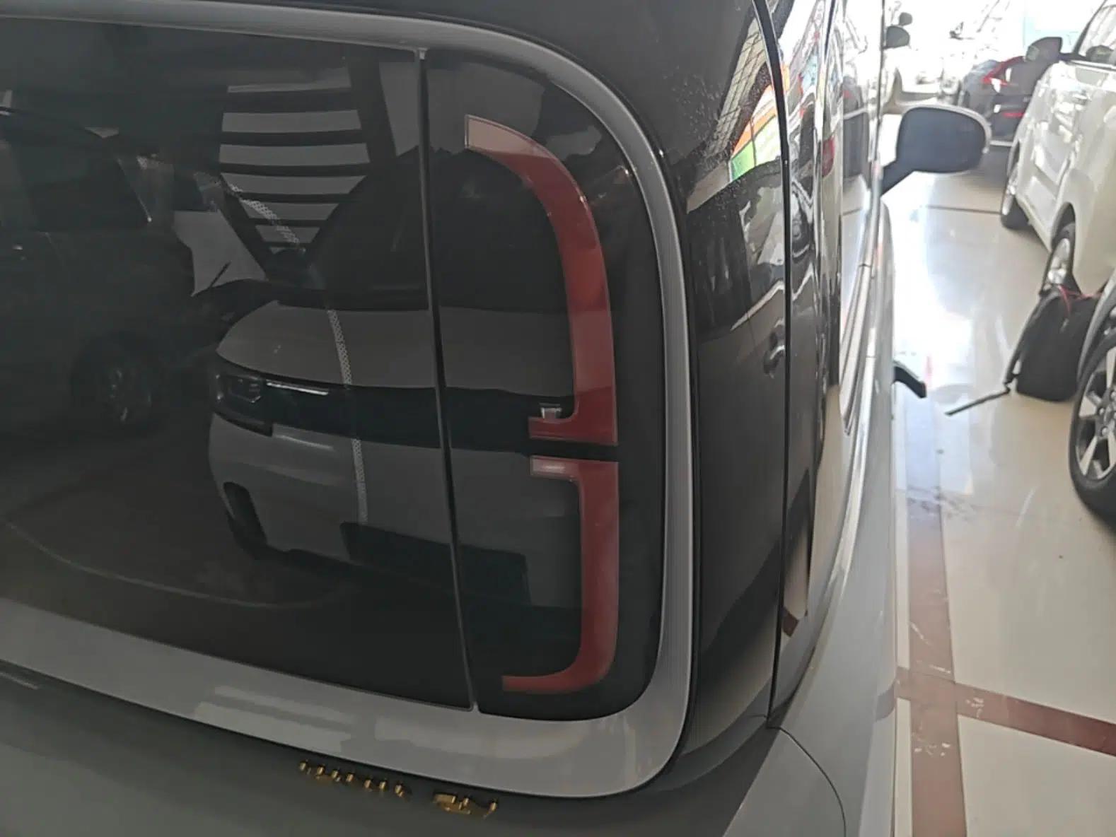 Baojun KiWi EV 2022 Artist Lite Edition Lithium Iron Phosphate — миниатюра 9