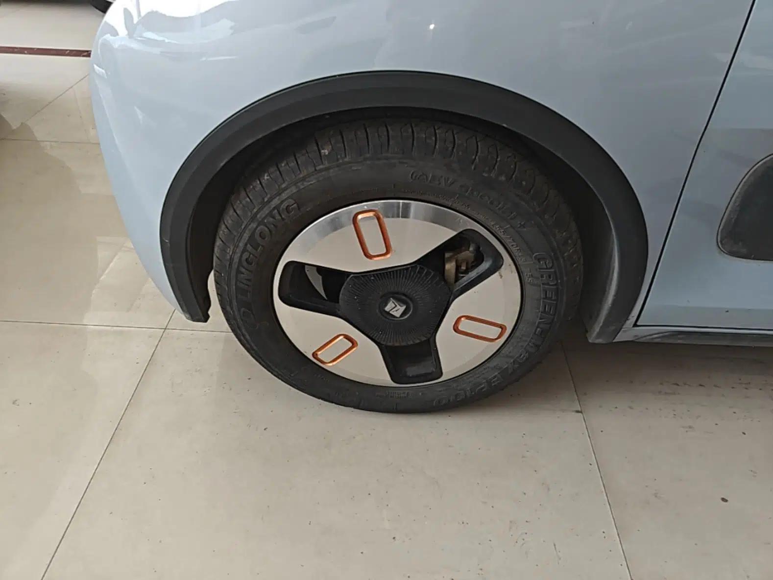 Baojun KiWi EV 2022 Artist Lite Edition Lithium Iron Phosphate — миниатюра 10