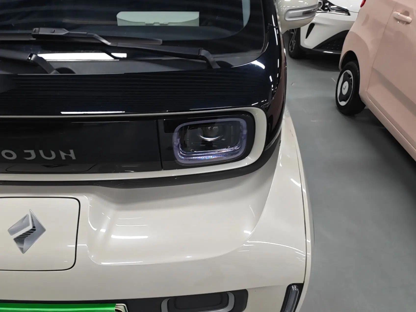 Baojun KiWi EV 2021 Artist Model Ternary Lithium — миниатюра 8