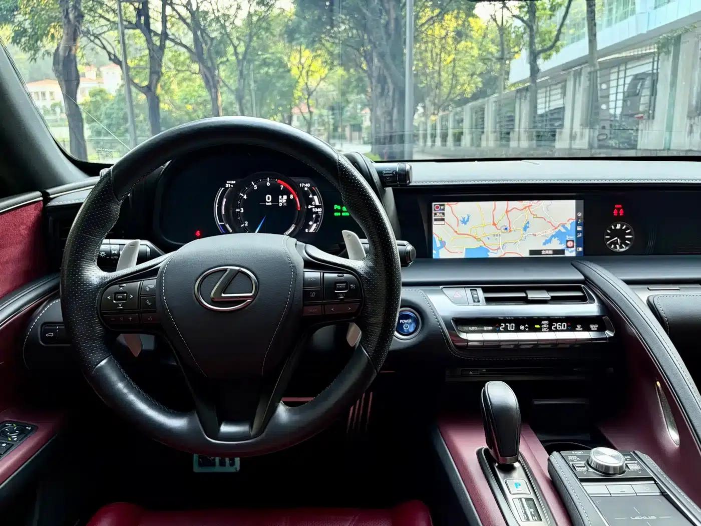 Lexus LC 2018 500h — миниатюра 9