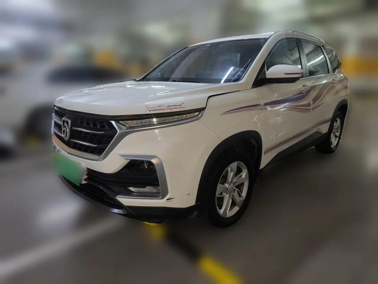 Baojun 530 2019 1.5T CVT Luxury 7-seater China VI — миниатюра 1