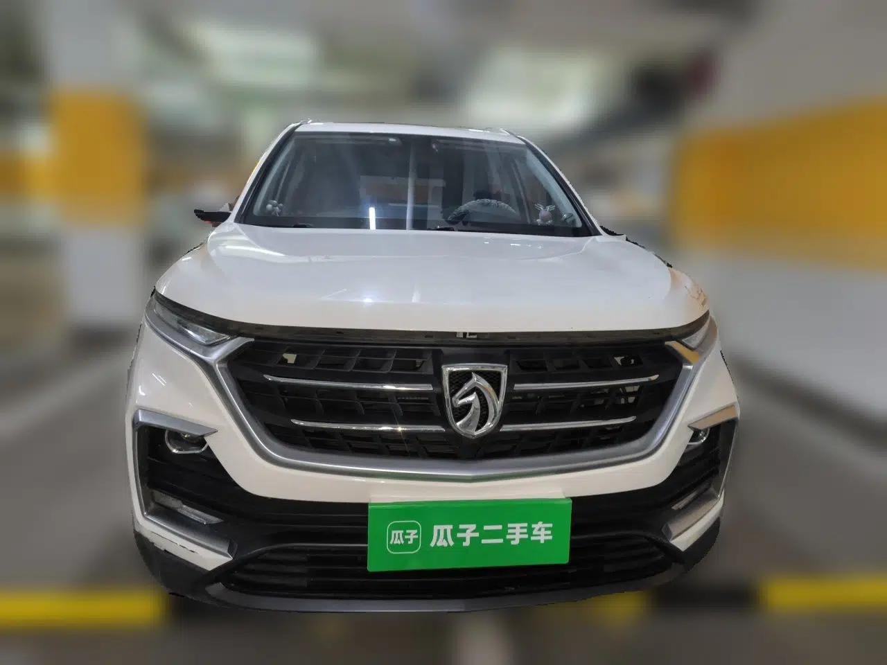 Baojun 530 2019 1.5T CVT Luxury 7-seater China VI — миниатюра 2