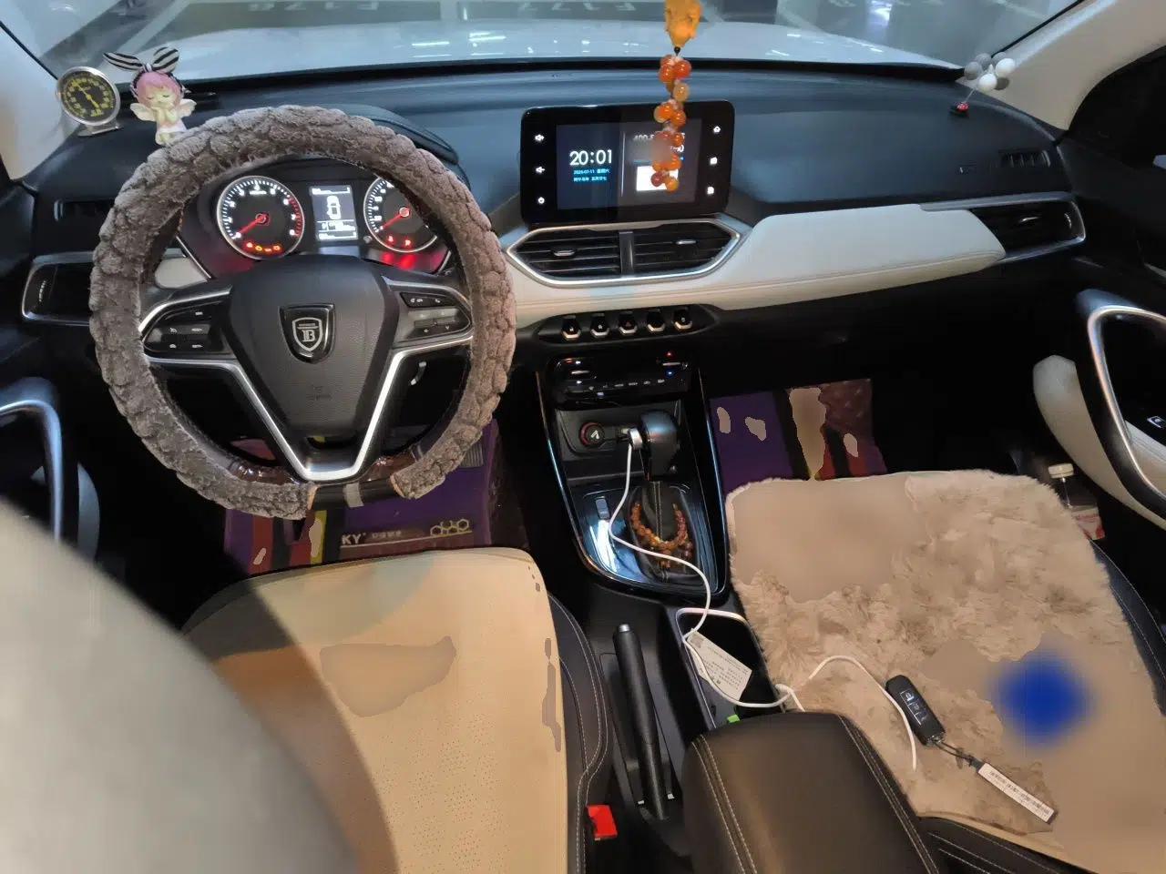 Baojun 530 2019 1.5T CVT Luxury 7-seater China VI — миниатюра 9