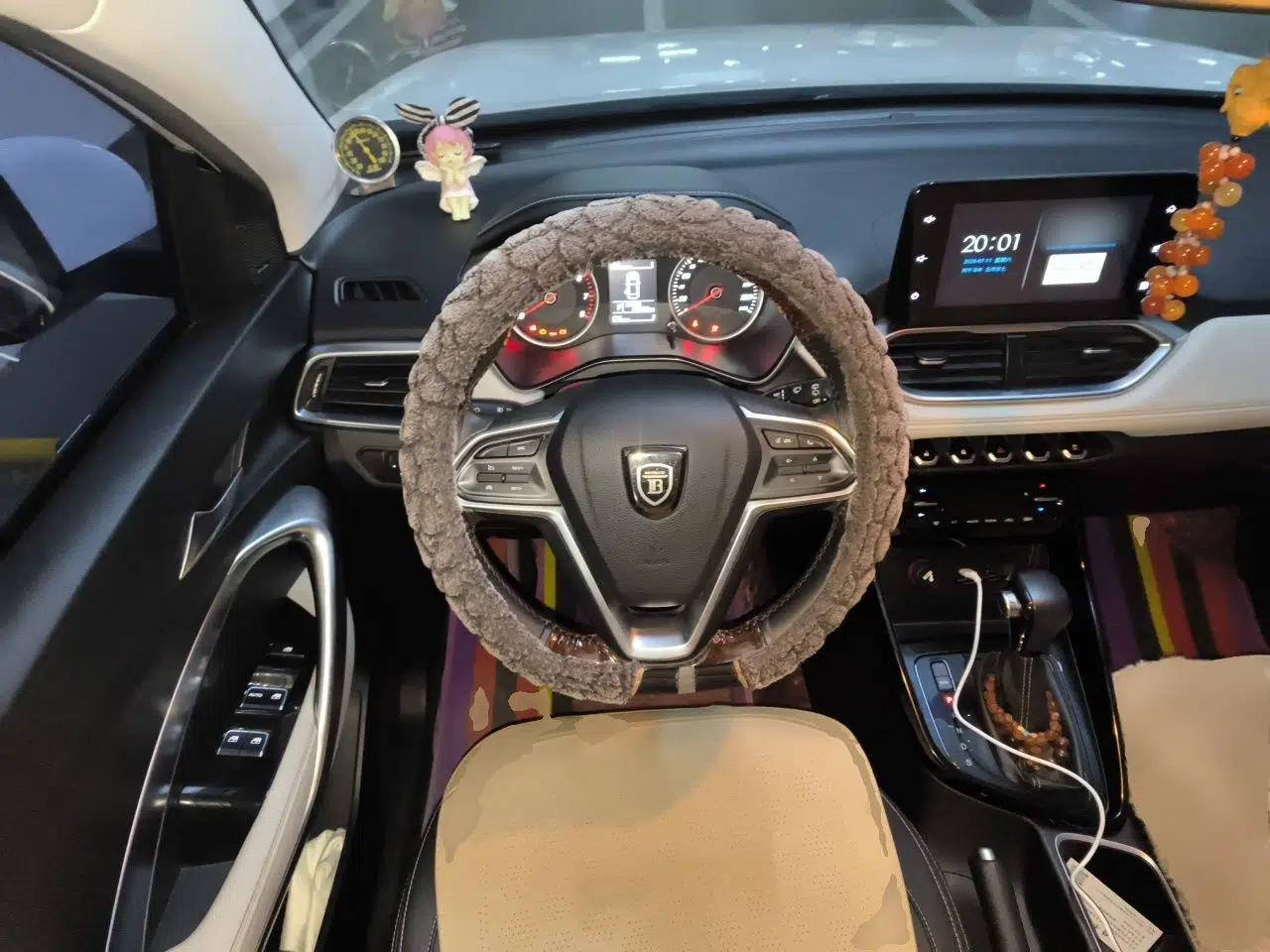 Baojun 530 2019 1.5T CVT Luxury 7-seater China VI — миниатюра 10