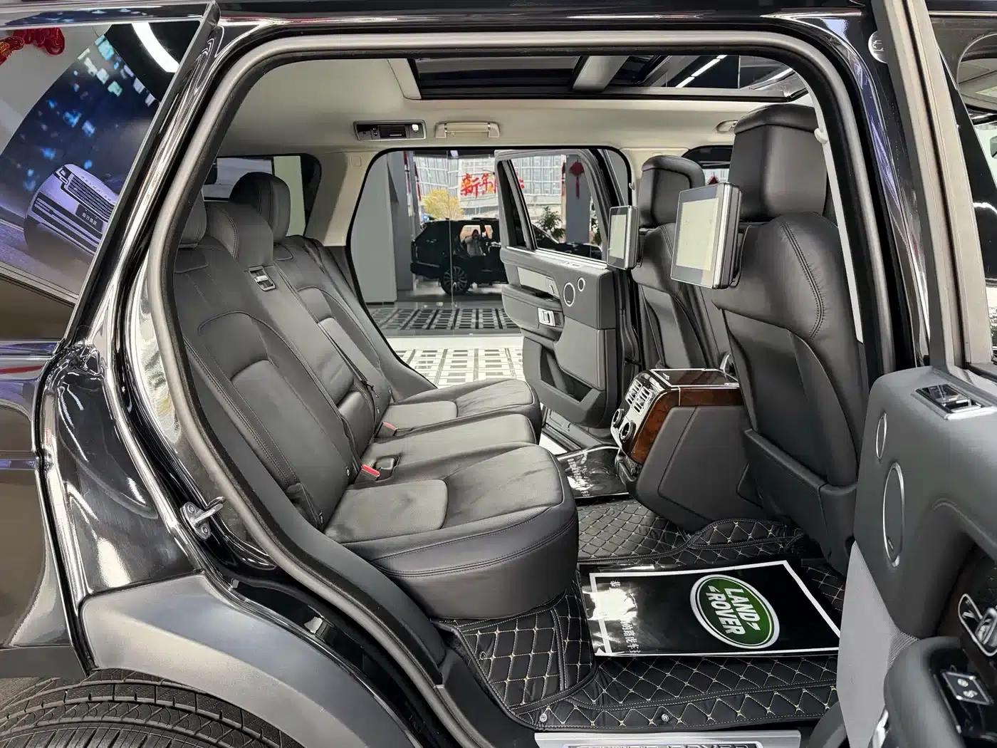 Range Rover 2020 3.0 L6 Legendary Long Wheelbase — миниатюра 11
