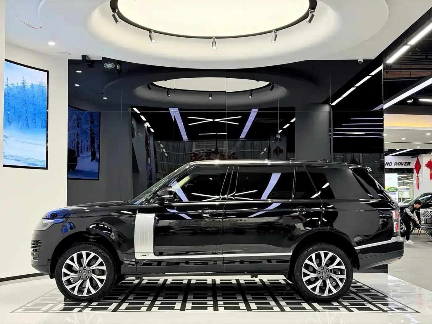 Range Rover 2020 3.0 L6 Legendary Long Wheelbase — миниатюра 3