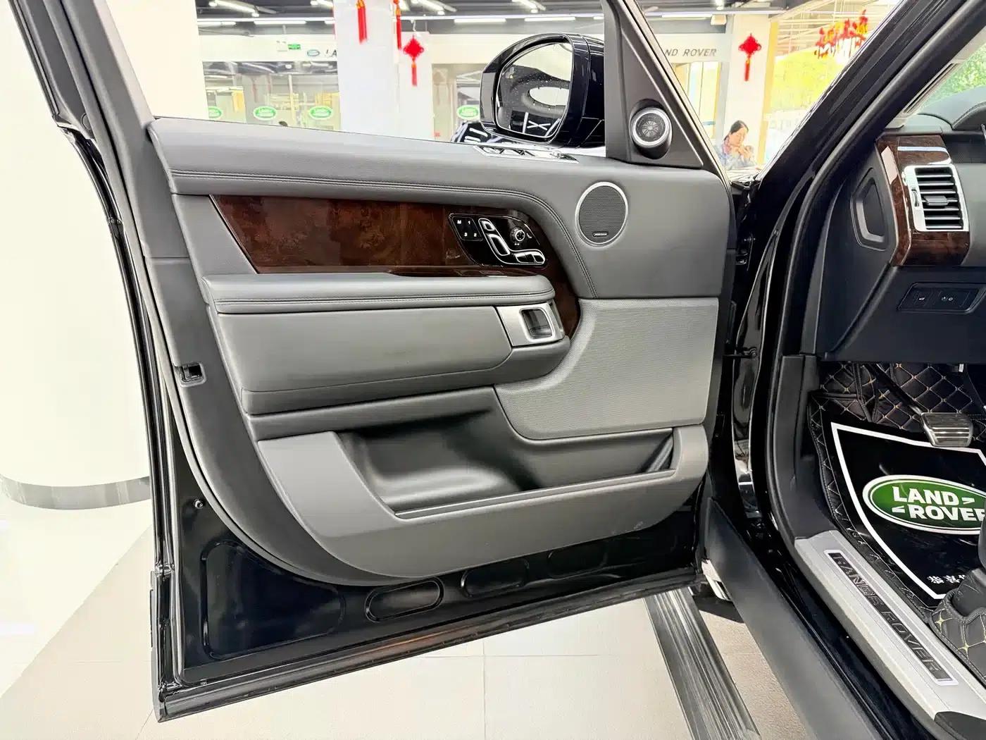 Range Rover 2020 3.0 L6 Legendary Long Wheelbase — миниатюра 5