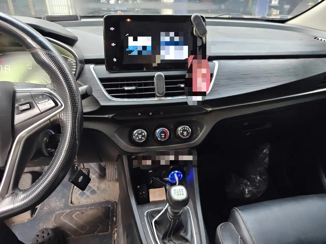 Baojun 360 2018 1.5L Manual Elite Version National V — миниатюра 13