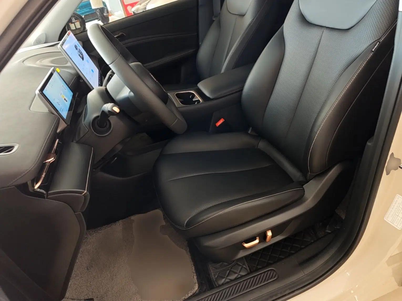Baojun Yunhai 2024 500km Pure Electric Version — миниатюра 17