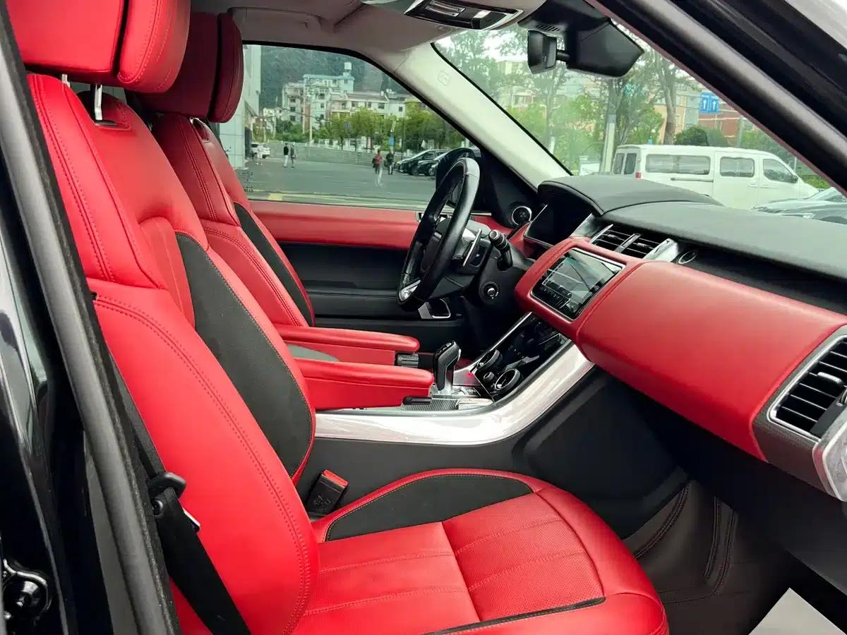 Range Rover Sport 2022 3.0 L6 Black Edition — миниатюра 6