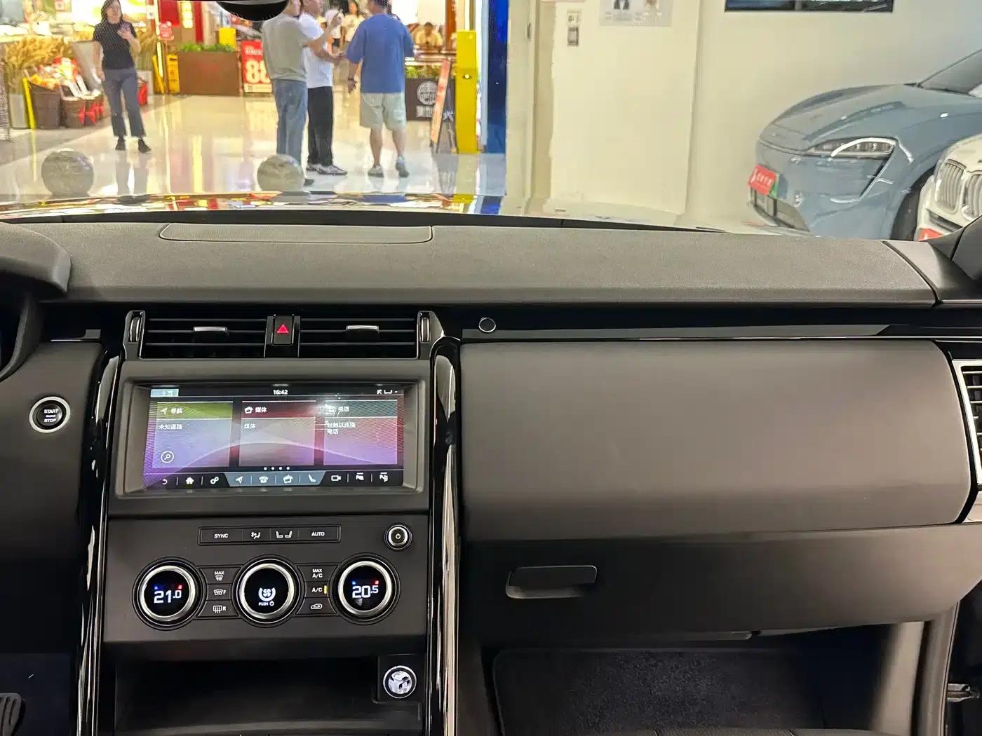 Discovery 2018 3.0 SC V6 SE — миниатюра 18