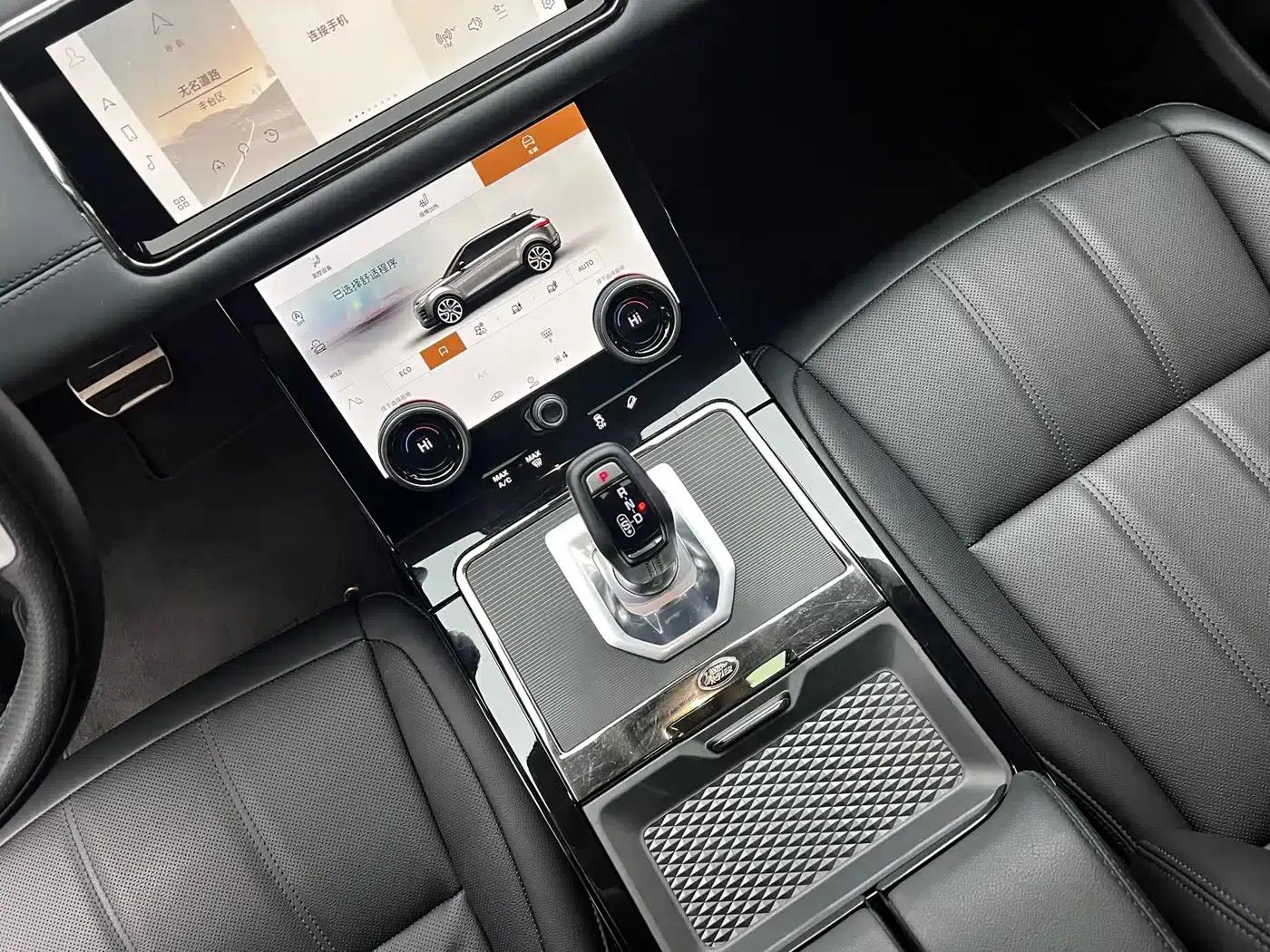 Range Rover Evoque 2022 Facelift Evoque L 249PS R-Dynamic Luxury Edition — миниатюра 15