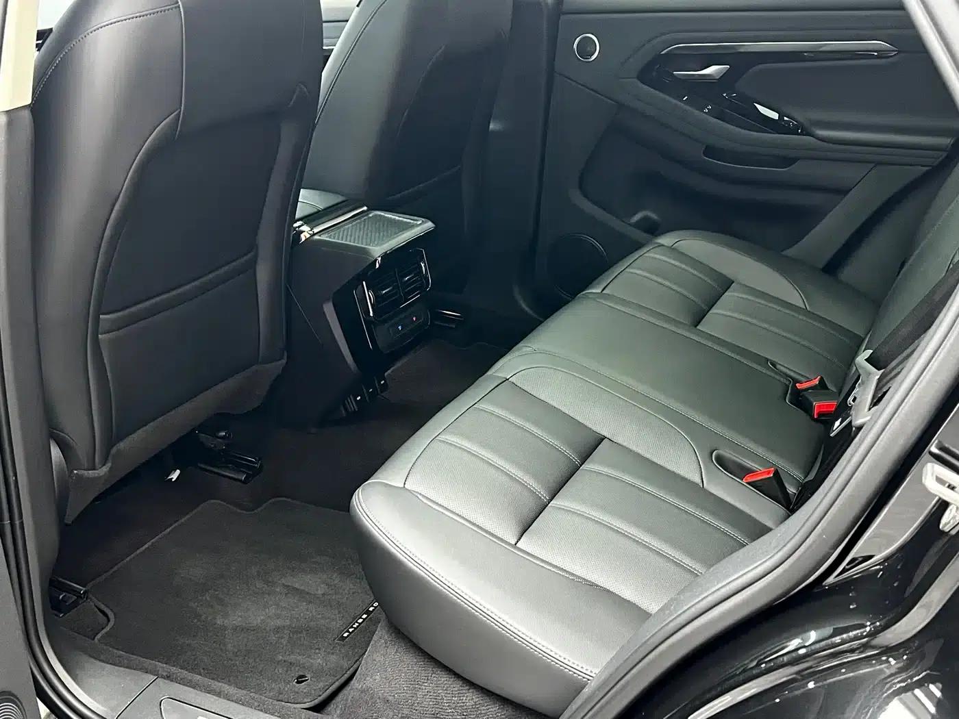 Range Rover Evoque 2022 Facelift Evoque L 249PS R-Dynamic Luxury Edition — миниатюра 21