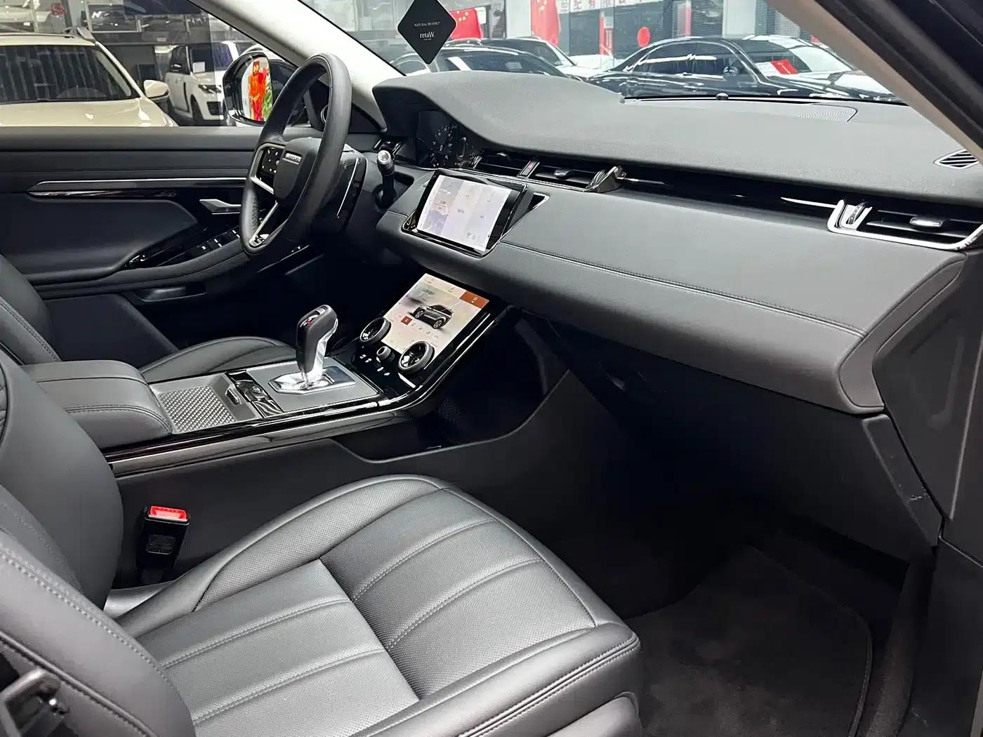 Range Rover Evoque 2022 Facelift Evoque L 249PS R-Dynamic Luxury Edition — миниатюра 25