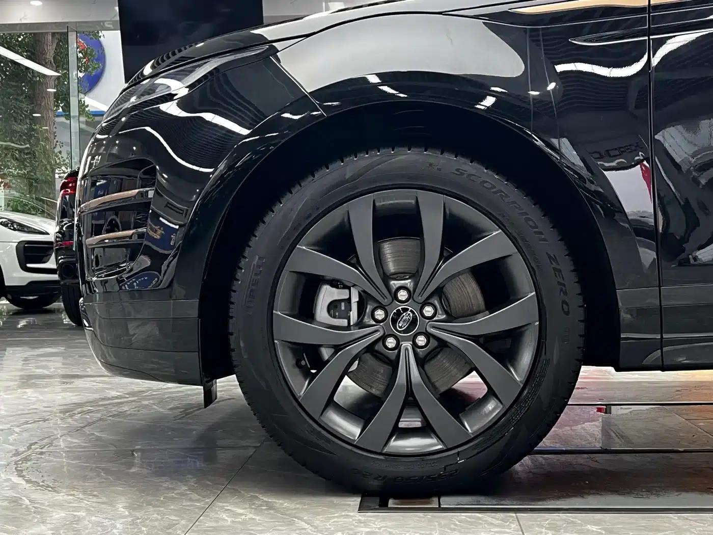 Range Rover Evoque 2022 Facelift Evoque L 249PS R-Dynamic Luxury Edition — миниатюра 8