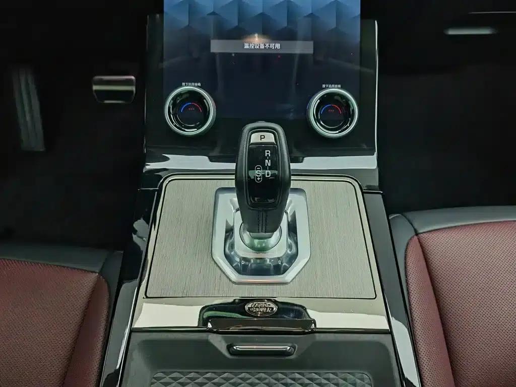 Range Rover Evoque 2022 Facelift Evoque L 249PS R-Dynamic Luxury Edition — миниатюра 13