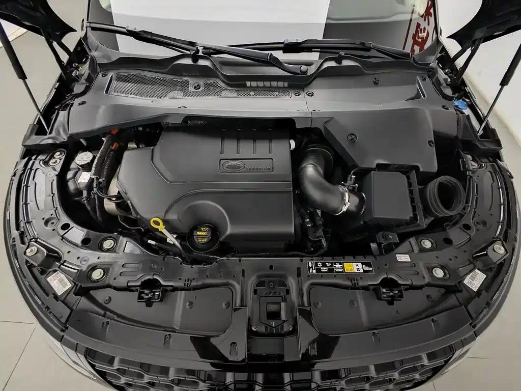Range Rover Evoque 2022 Facelift Evoque L 249PS R-Dynamic Luxury Edition — миниатюра 6