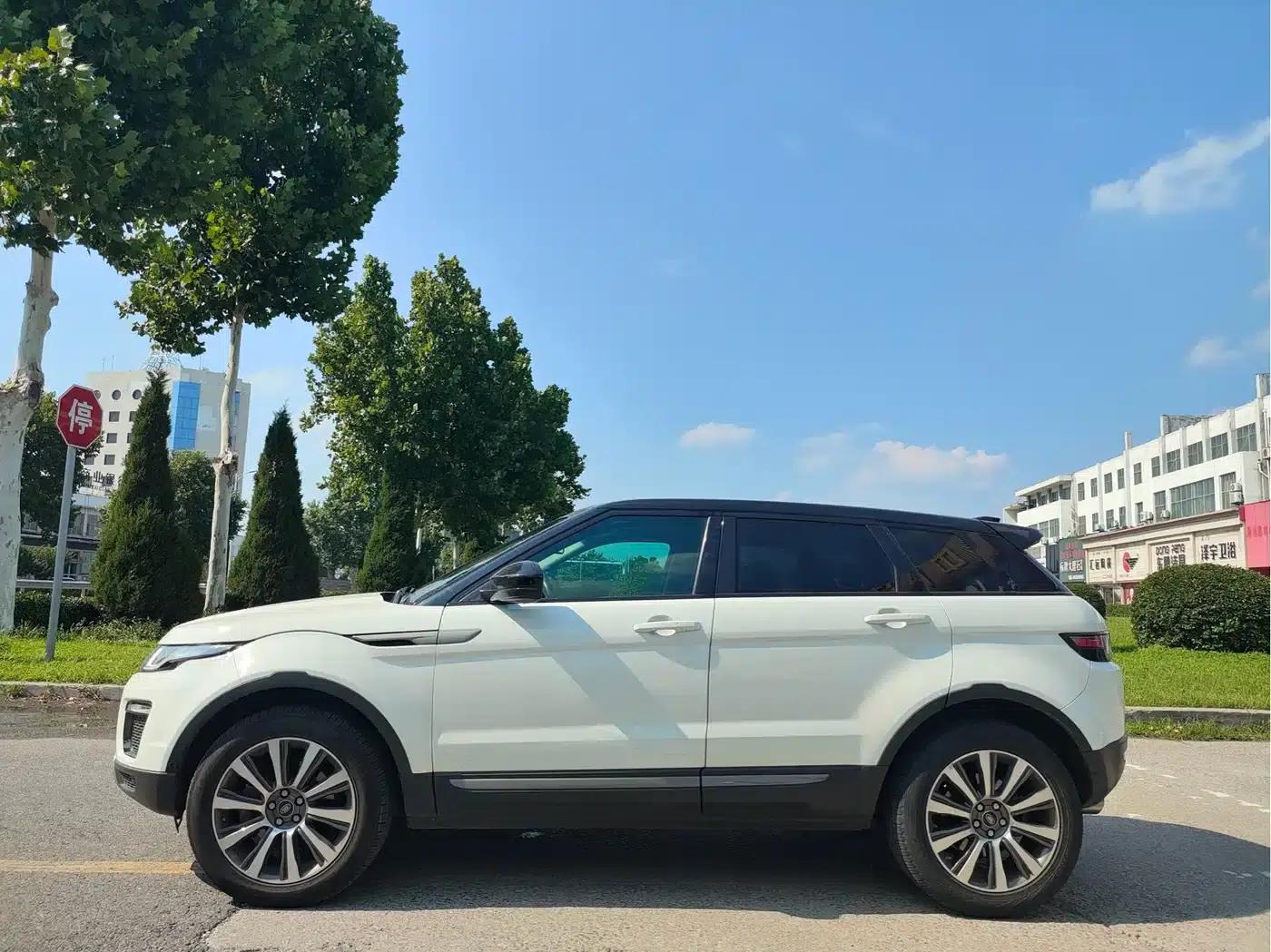 Range Rover Evoque 2018 240PS SE Smart Edition — миниатюра 5