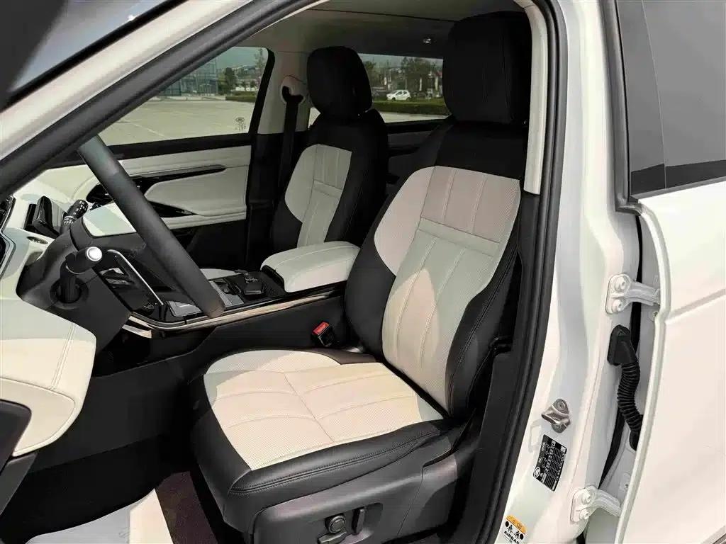 Range Rover Evoque 2023 Model, Evoque L 249PS Luxury Edition — миниатюра 6