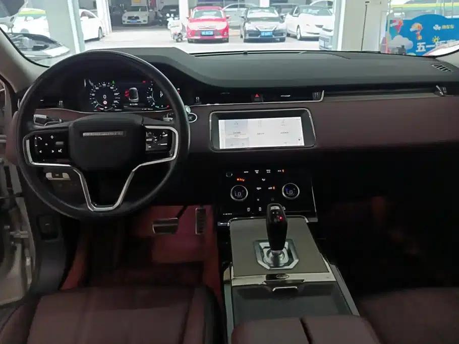 Range Rover Evoque 2021 Model: Evoque L 249PS R-Dynamic S Performance Edition — миниатюра 12
