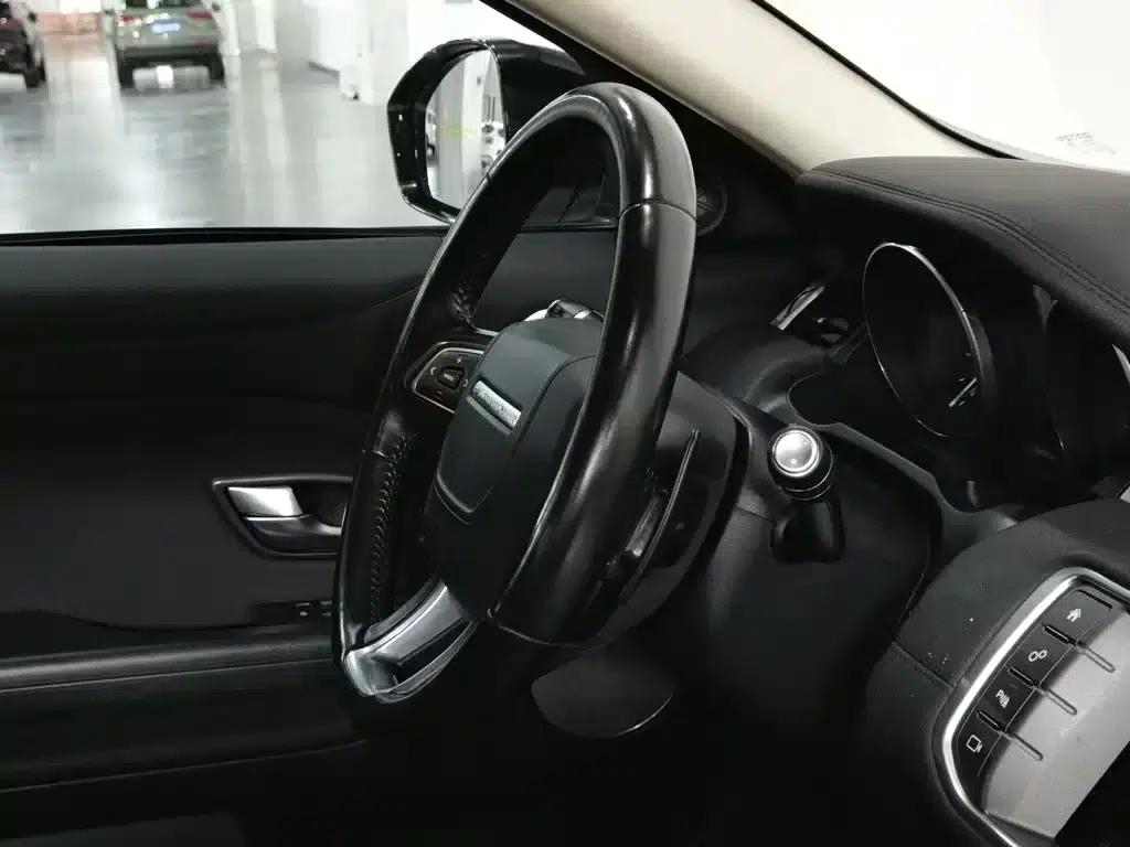 Range Rover Evoque 2016 2.0T SE Smart Edition — миниатюра 22