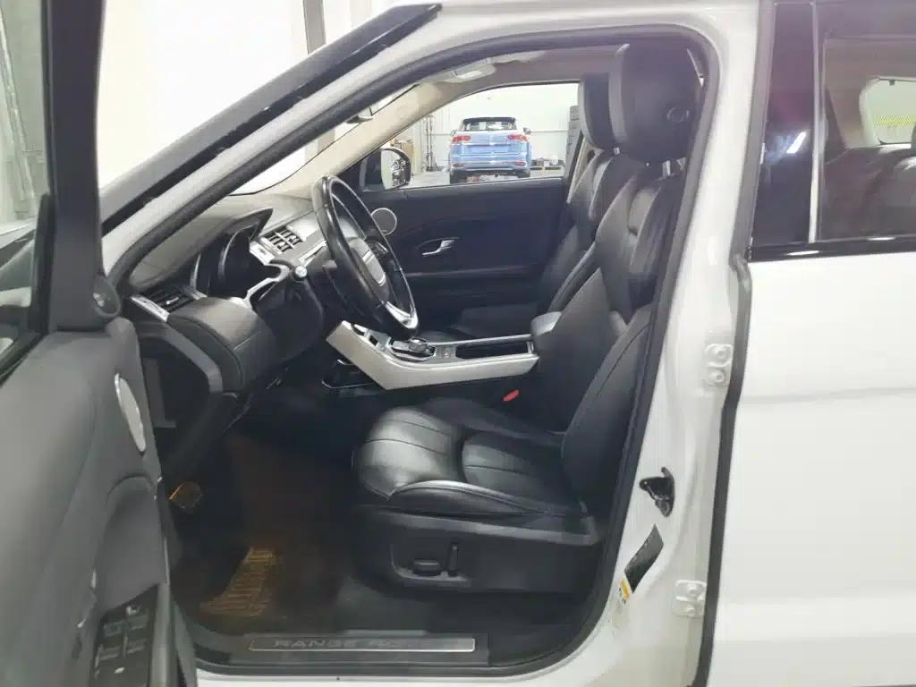Range Rover Evoque 2016 2.0T SE Smart Edition — миниатюра 10