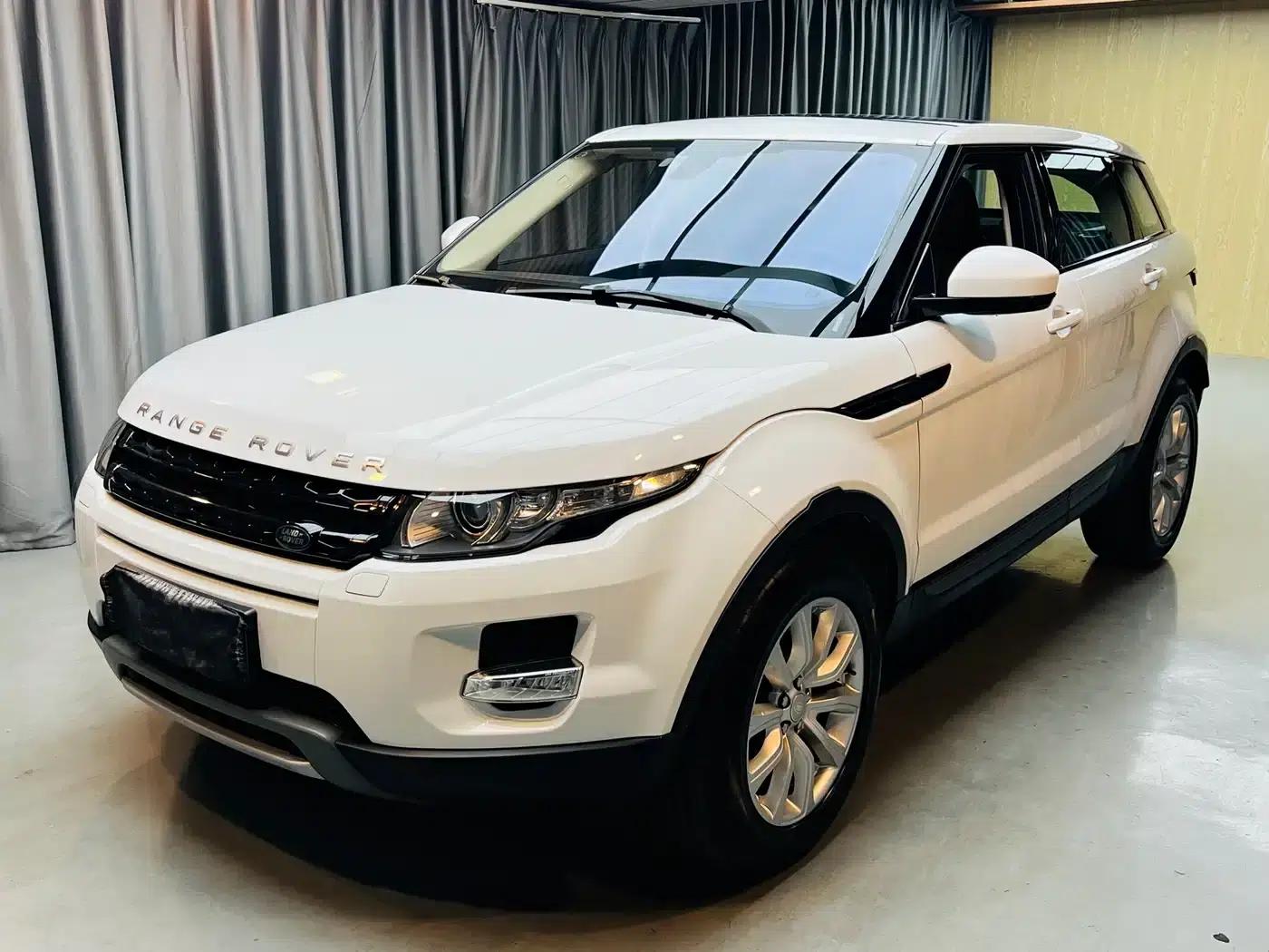 Range Rover Evoque 2015 2.0T 5-Door Fashion Edition — миниатюра 1
