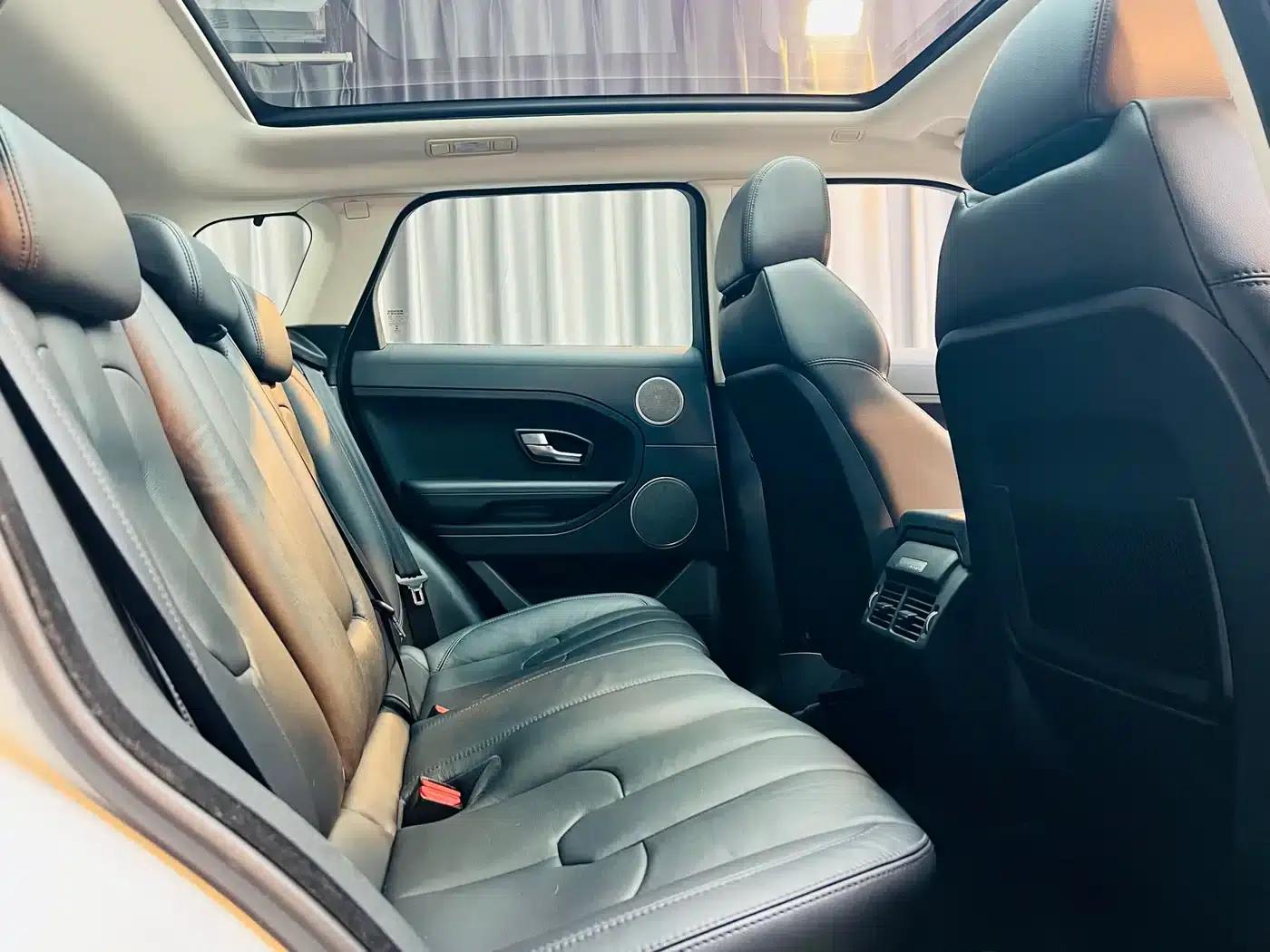 Range Rover Evoque 2015 2.0T 5-Door Fashion Edition — миниатюра 11