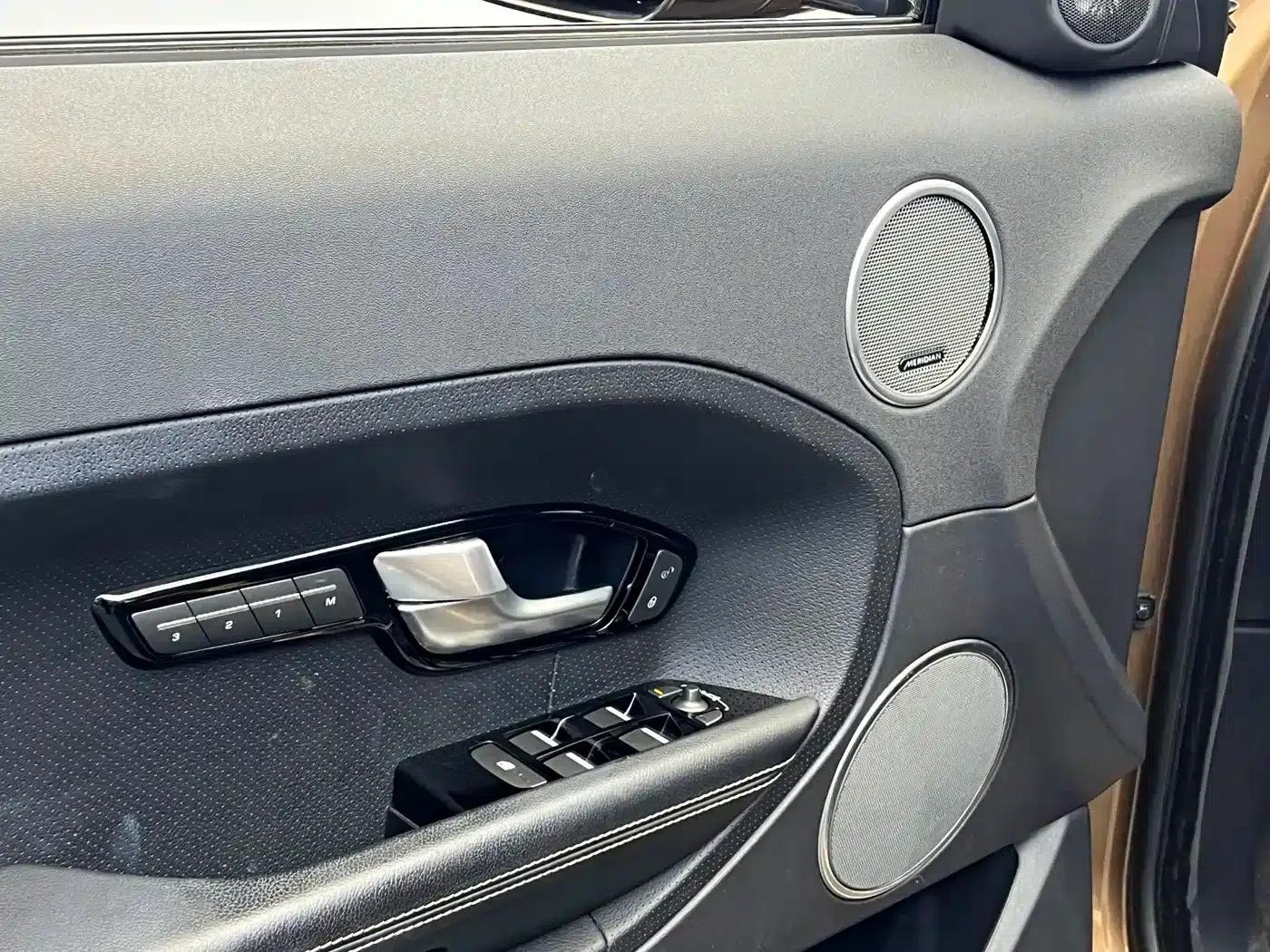 2014 Range Rover Evoque Imported 2.0T 5-Door Dynamic Edition — миниатюра 7