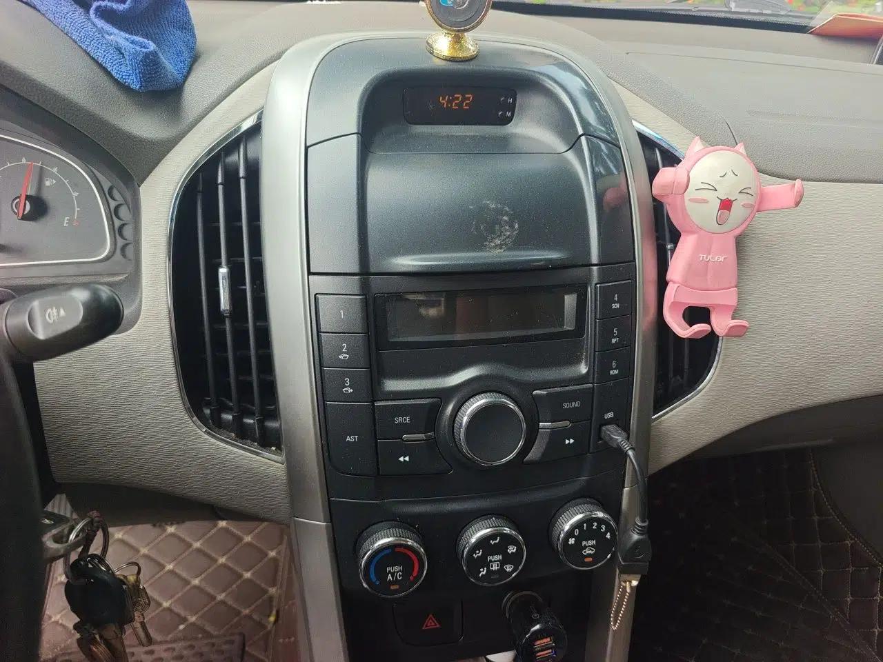 Baojun 630 2011 1.5L manual standard version — миниатюра 13