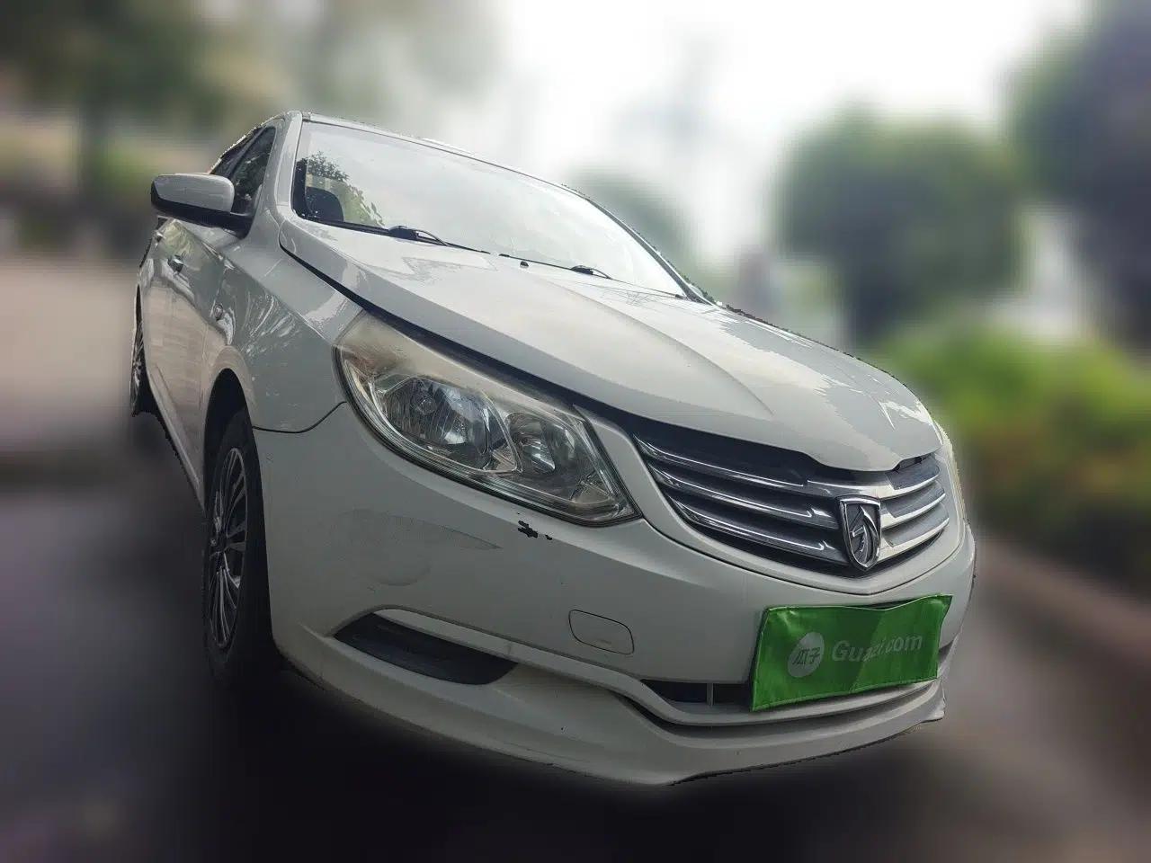 Baojun 630 2011 1.5L manual standard version — миниатюра 3