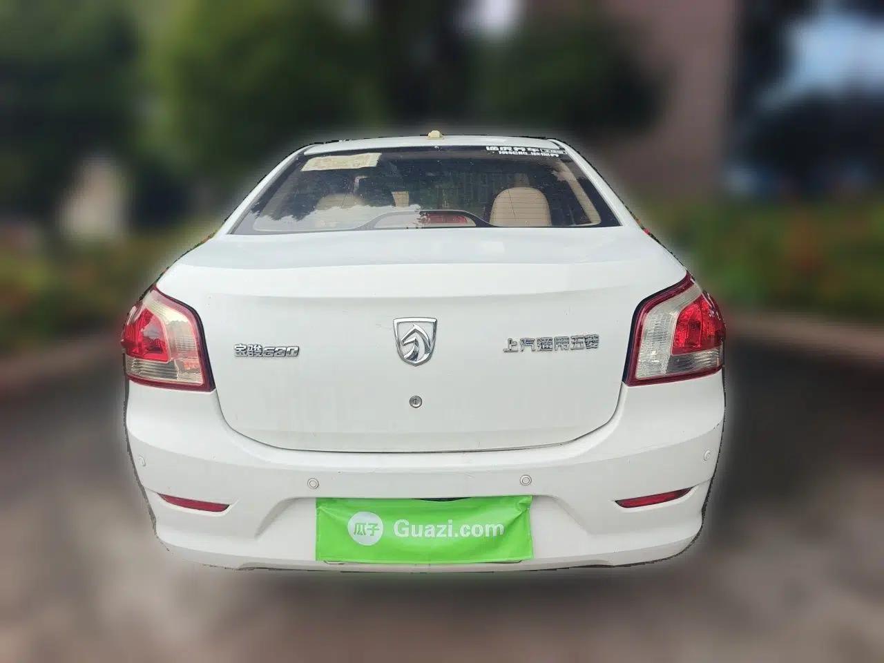 Baojun 630 2011 1.5L manual standard version — миниатюра 5