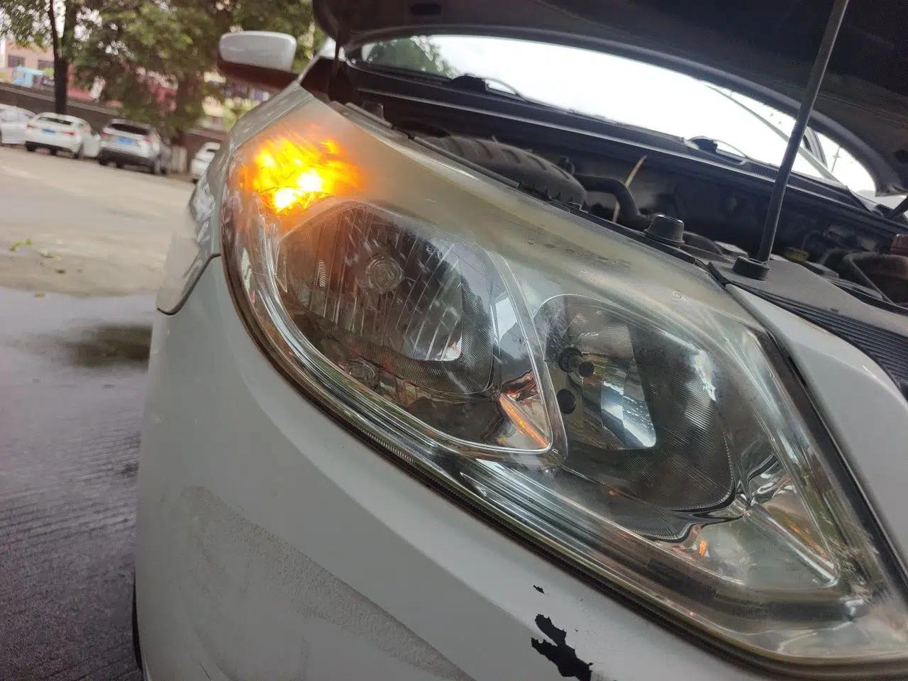 Baojun 630 2011 1.5L manual standard version — миниатюра 7