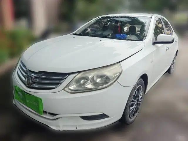 Baojun 630 2011 1.5L manual standard version