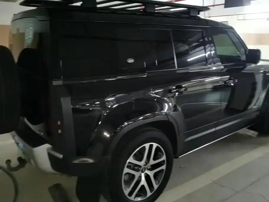 2020 Land Rover Defender 110 P400 Dark Edition — миниатюра 3